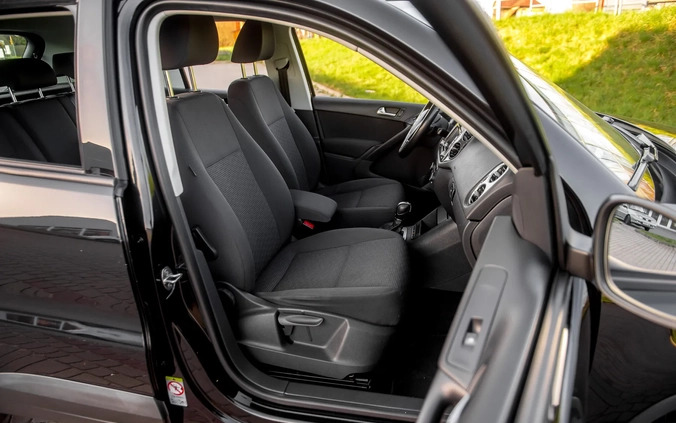 Volkswagen Tiguan cena 44900 przebieg: 199000, rok produkcji 2012 z Radom małe 562